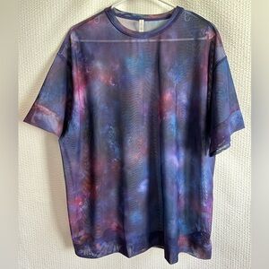 Athleta Mesh Supernova Galaxy Print Women’s Oversized Blue/Purple Tee Size: S